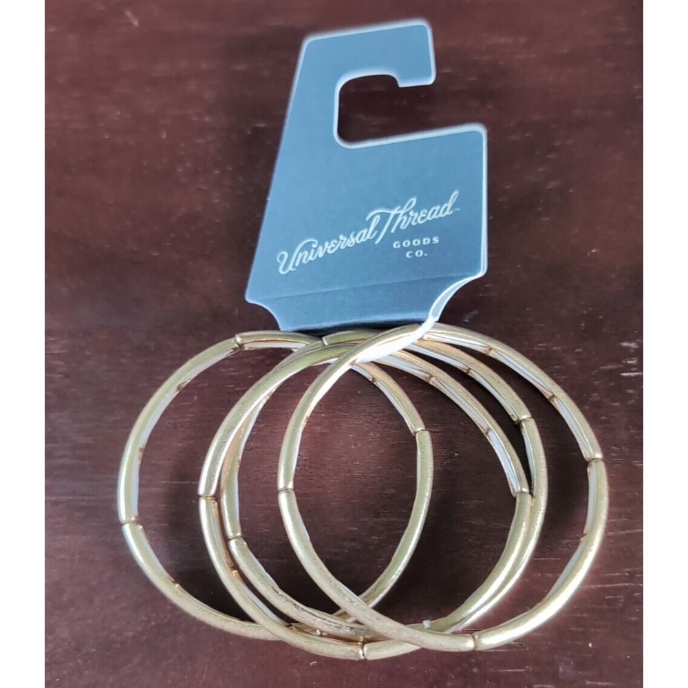 Women's Gold bracelets by Universal Threads, new with tags 4pk